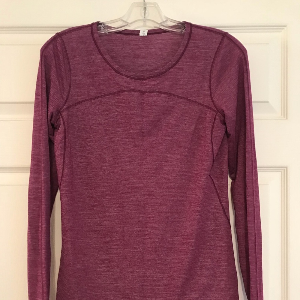 Lululemon long-sleeved top